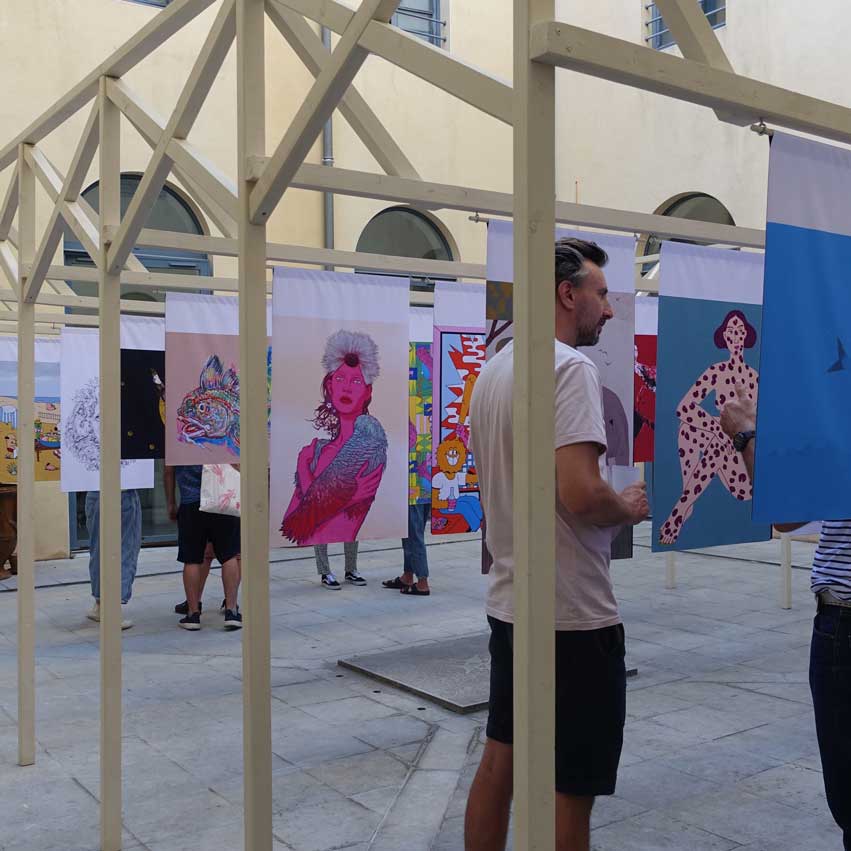 Festival Nîmes s'illustre Maison du Protestantisme exposition Hybride